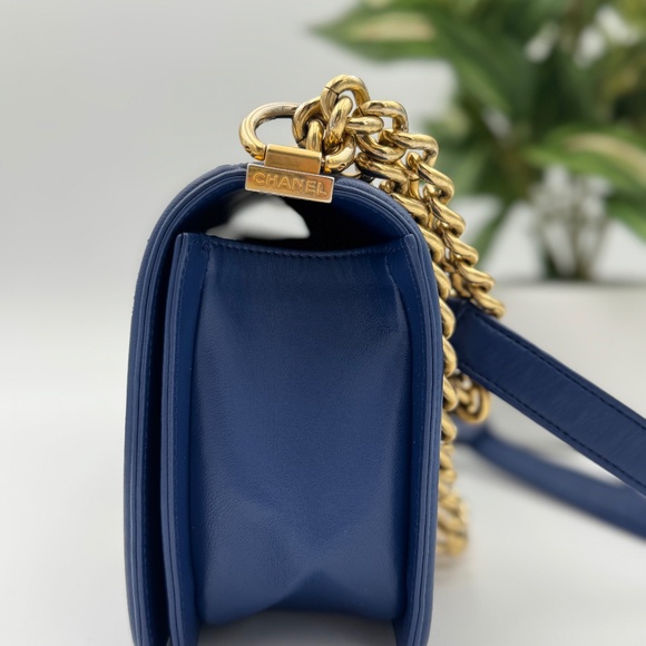 Chanel Lambskin Quilted Medium Boy Flap Bag in Blue - Picture 9 of 9